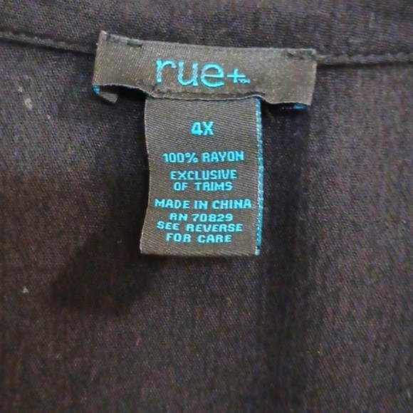 Swim suit cover up - Picture 4 of 4